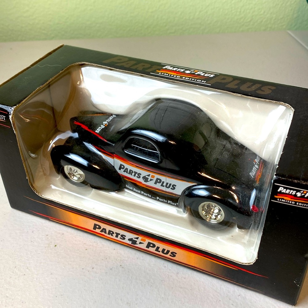 Vintage, limited edition Parts+Plus SpecCast 1941 Willys Coupe Street Rod